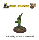 PROFESJONALNIE, RĘCZNIE MALOWANA FIGURKA YAGRAZ ORC BEAUTY ( 32 MM / SKALA 1:48)